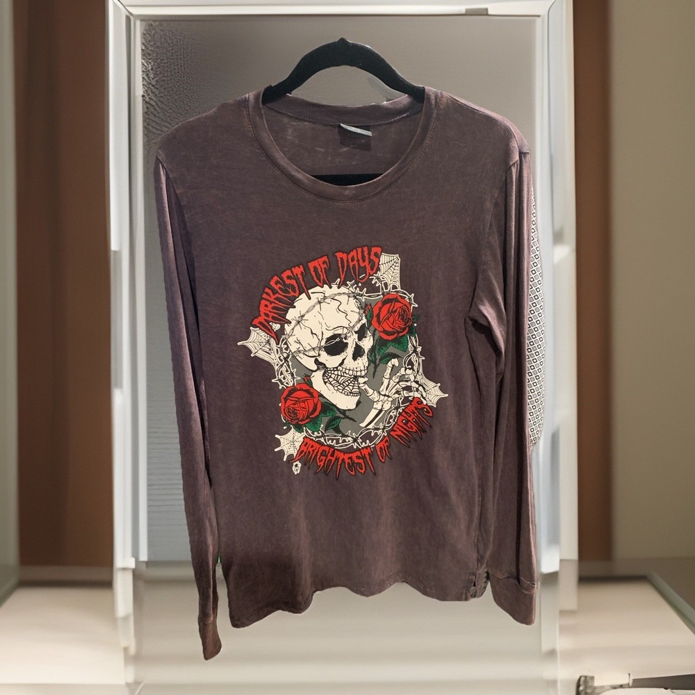 Empyre Rubino Women Medium Brown Acid Wash Darkest of Days Skull L/S Shirt
